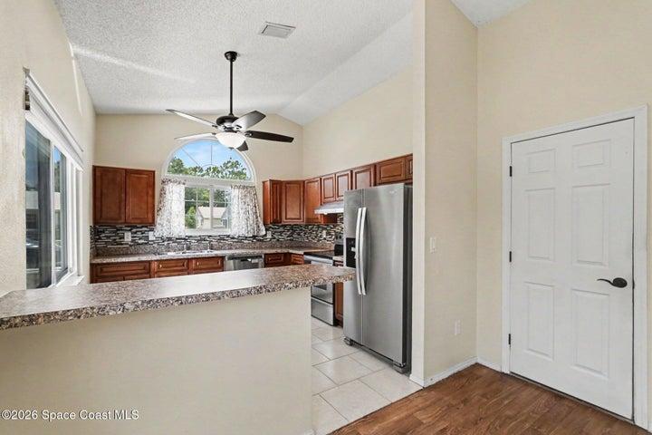 882 Wateroak Drive NE, Palm Bay, FL, 32905 photo 7