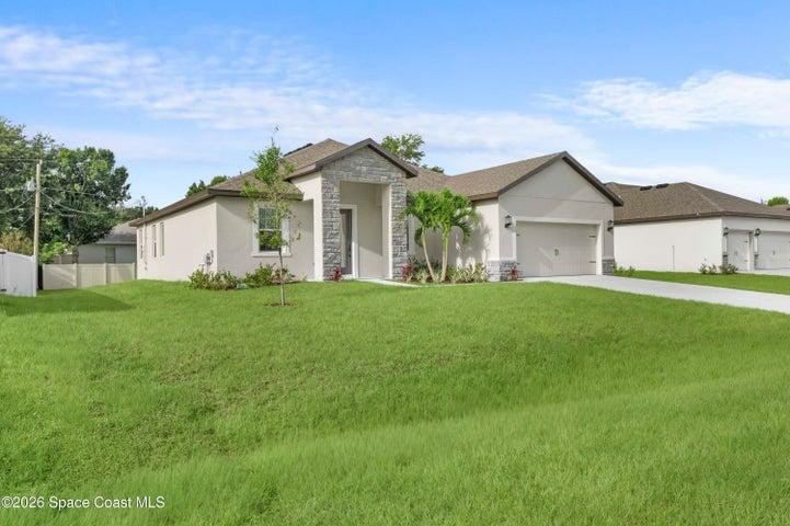 238 Fitchburg Street SW, Palm Bay
