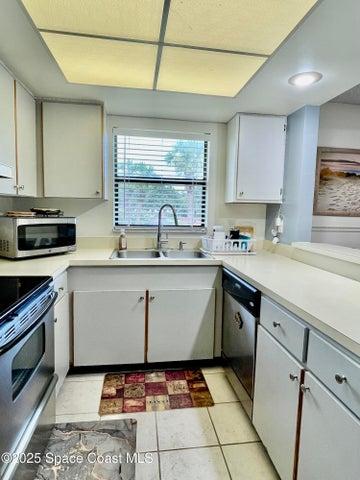 594 N Wickham Road 2, Melbourne, FL, 32935 photo 12