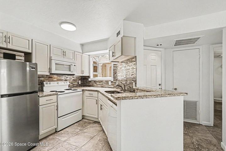 1801 Island Club Drive 577, Melbourne, FL, 32903 photo 3