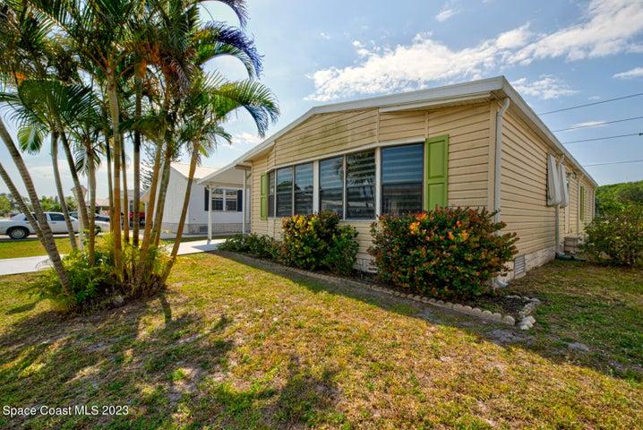 5351 Bannock Street, Micco, FL, 32976 photo 2