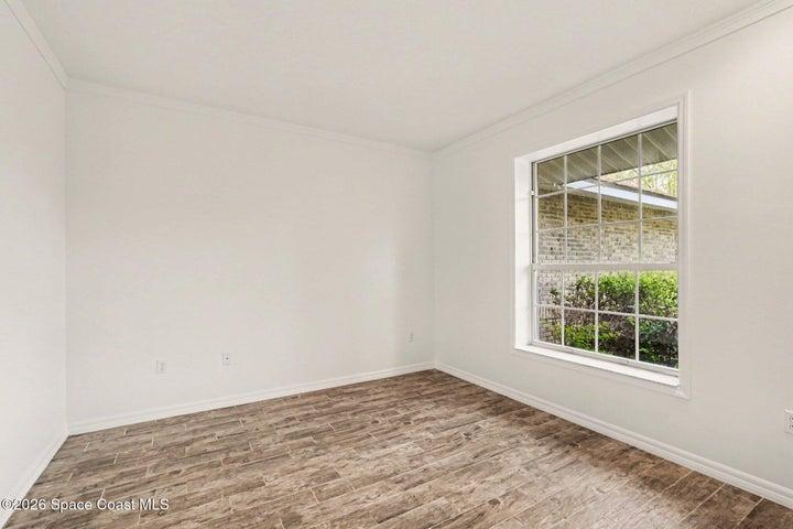 Guest bedroom