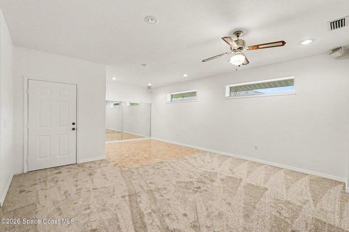 Bonus room connected to Primary Suite