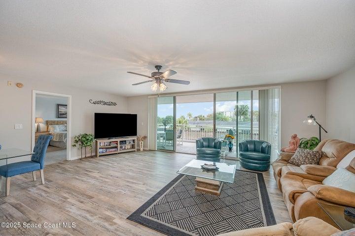 Living/ Dining Area