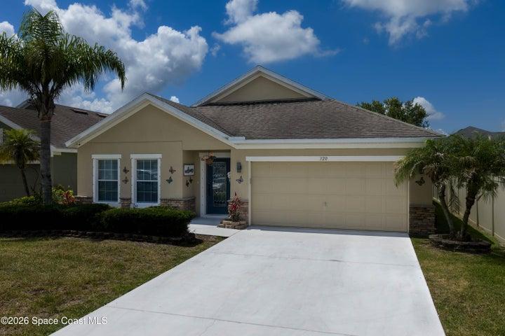 320 Wishing Well Circle SW, Palm Bay