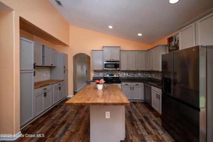 320 Wishing Well Circle SW, Palm Bay, FL, 32908 photo 32