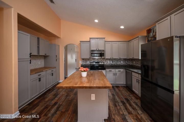 320 Wishing Well Circle SW, Palm Bay, FL, 32908 photo 47