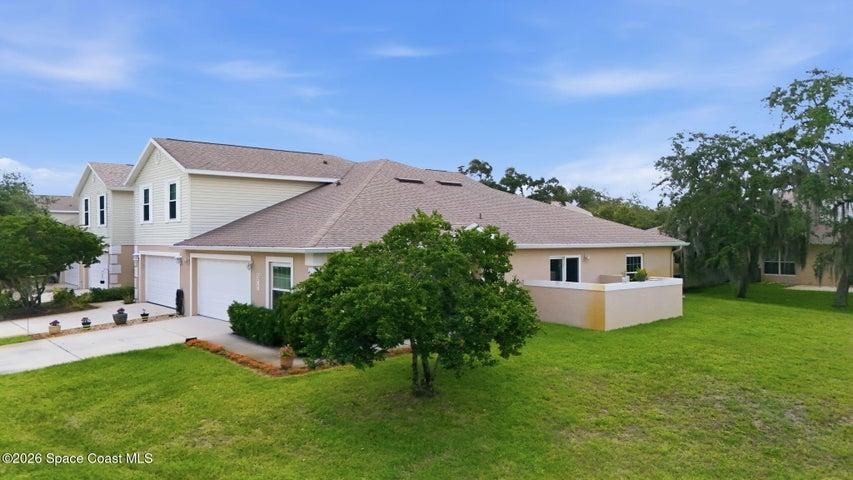 511 L M Davey Lane, Titusville, FL, 32780 photo 2
