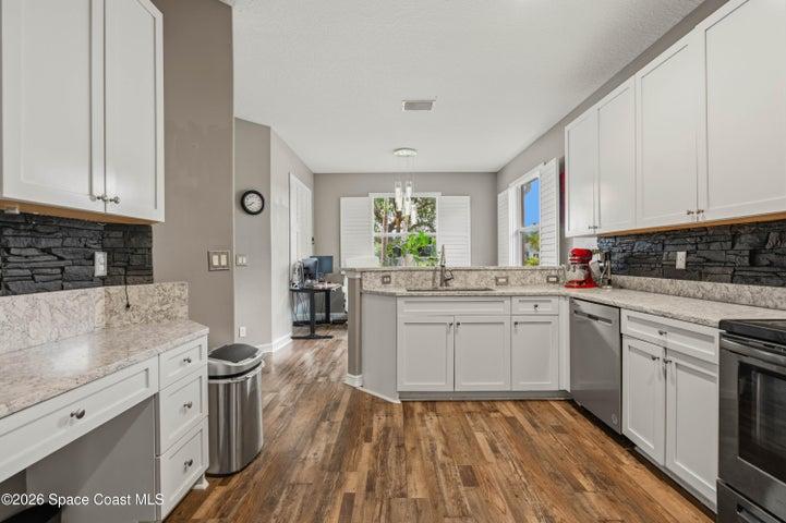 Kitchen overlooking the breakfast nook