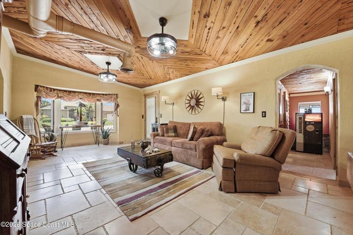 1055 S Brevard Avenue, Cocoa Beach, FL, 32931 photo 2