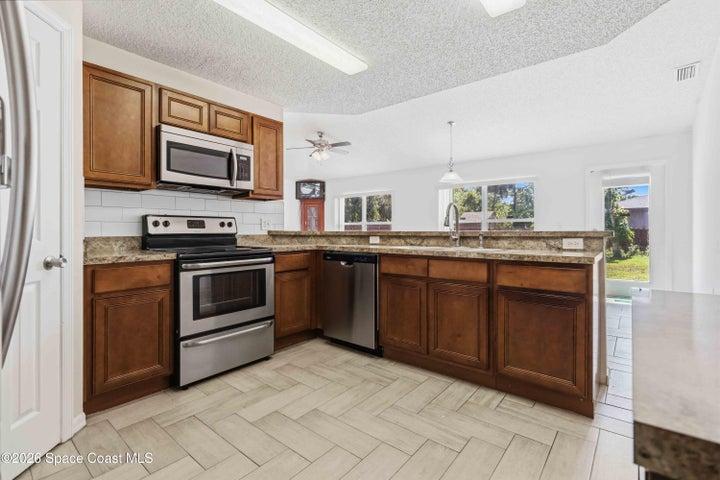 599 Estes Avenue SW, Palm Bay, FL, 32908 photo 11