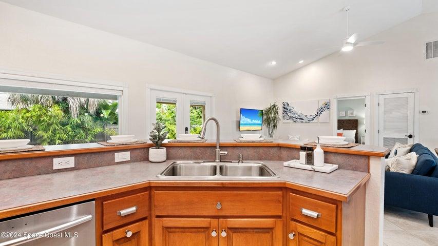 302 Corona Avenue, Cocoa Beach, FL, 32931 photo 13
