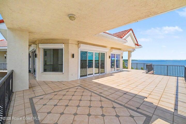 Terrace for Entertaining