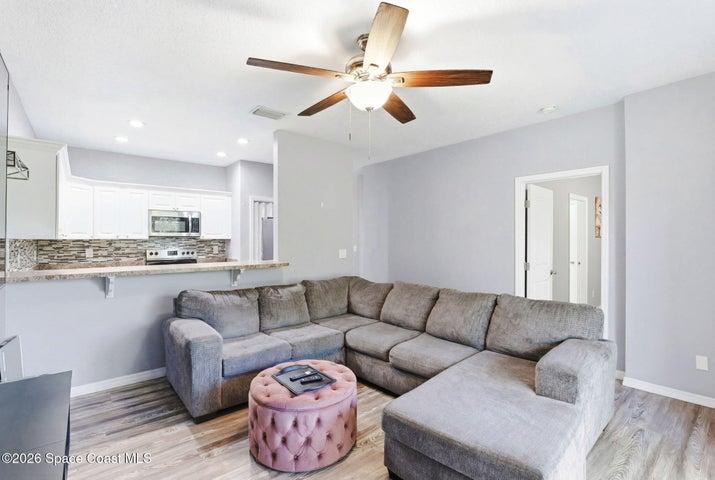 1045 Venetian Drive 102, Melbourne, FL, 32904 photo 11