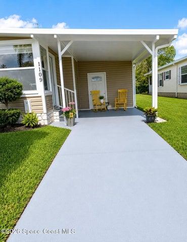 1109 Wren Circle, Barefoot Bay, FL, 32976 photo 3