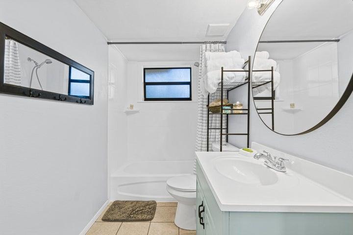 Bathroom Upstairs