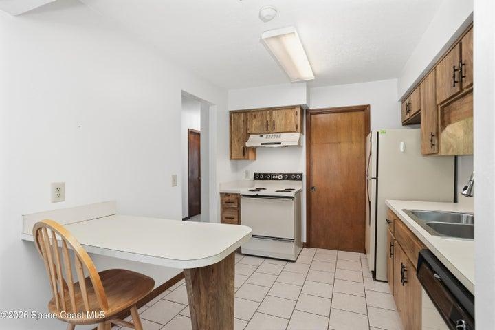 9037 York Lane 13c, West Melbourne, FL, 32904 photo 11