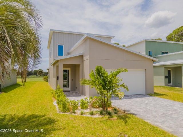 2148 Country Club Road, Melbourne