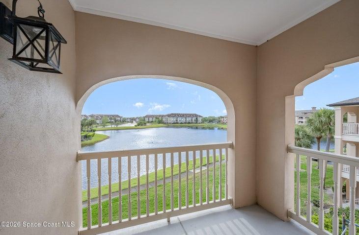 PRIVATE Covered Porch with VIEW for MILES!!! See live Rocket Launches from your own Porch...