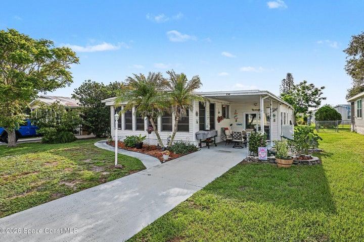 734 Lark Drive, Micco