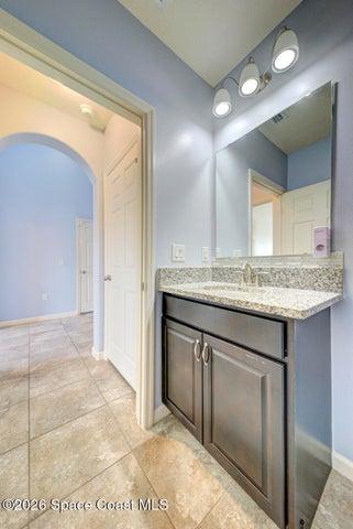 bathroom 2 vanity