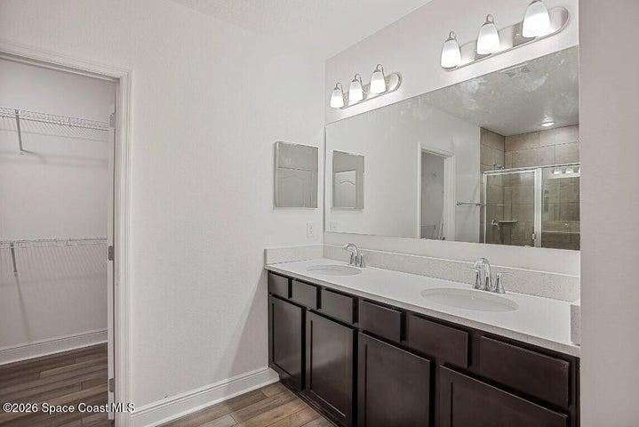 Model home - actual features may vary.