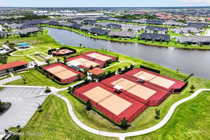 Addison Village ClubhouseTennis