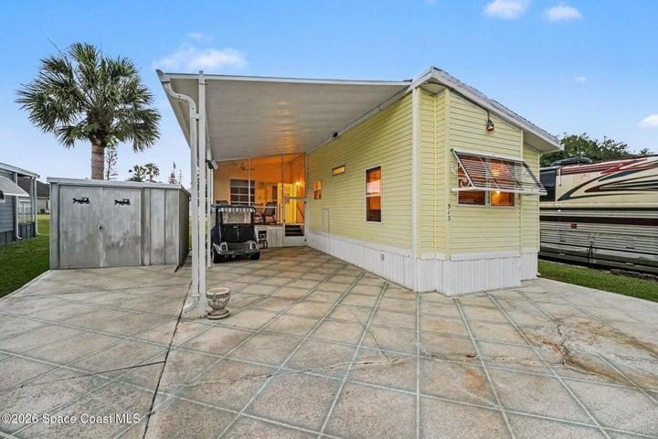 513 Lake Drive, Titusville