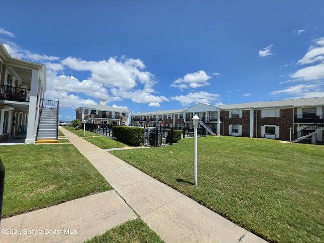 190 E Olmstead Drive B2, Titusville, FL, 32780 photo 23