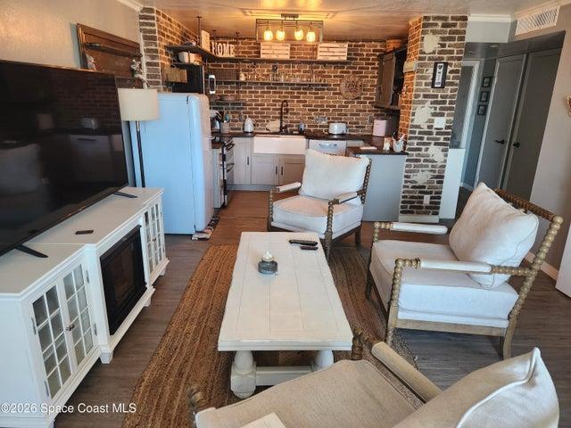 2020 N Atlantic Avenue 209-N, Cocoa Beach, FL, 32931 photo 2