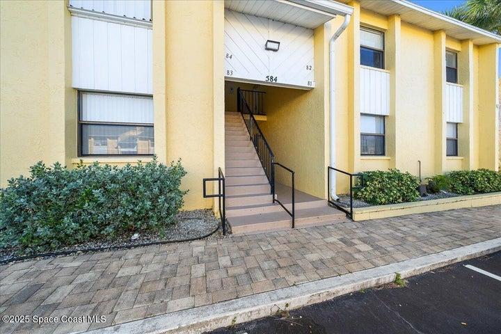 584 N Wickham Road 82, Melbourne