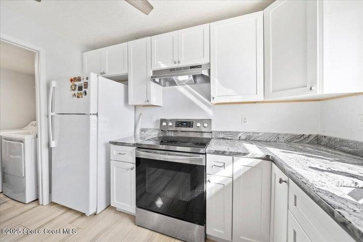 584 N Wickham Road 82, Melbourne, FL, 32935 photo 9