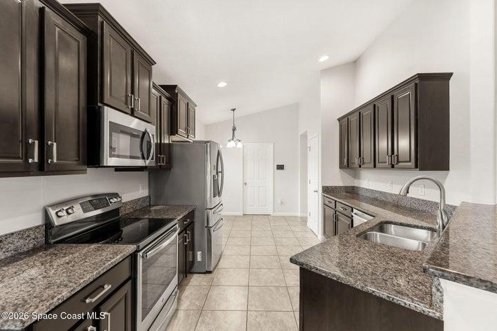 869 Fiddleleaf Circle, Melbourne, FL, 32904 photo 19