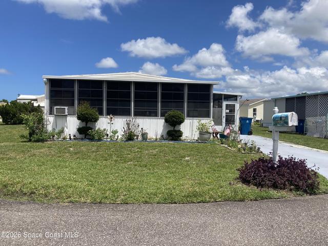 1056 Wood Court NE, Palm Bay