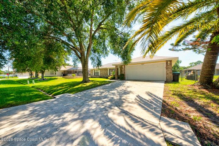 1085 Celle Avenue NW, Palm Bay, FL, 32907 photo 2
