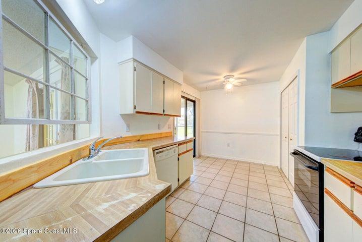 1085 Celle Avenue NW, Palm Bay, FL, 32907 photo 7
