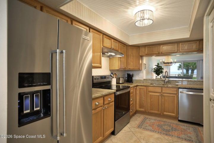 830 N Atlantic Avenue B203, Cocoa Beach, FL, 32931 photo 20