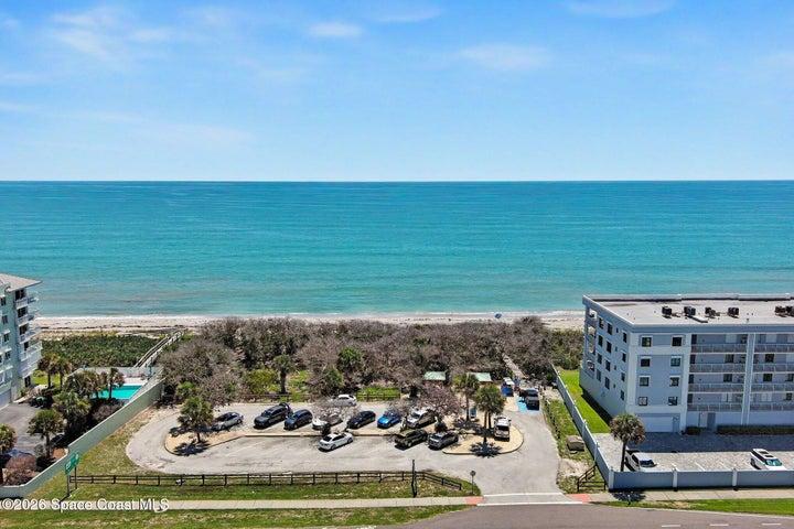 Short Distance to Beach Access