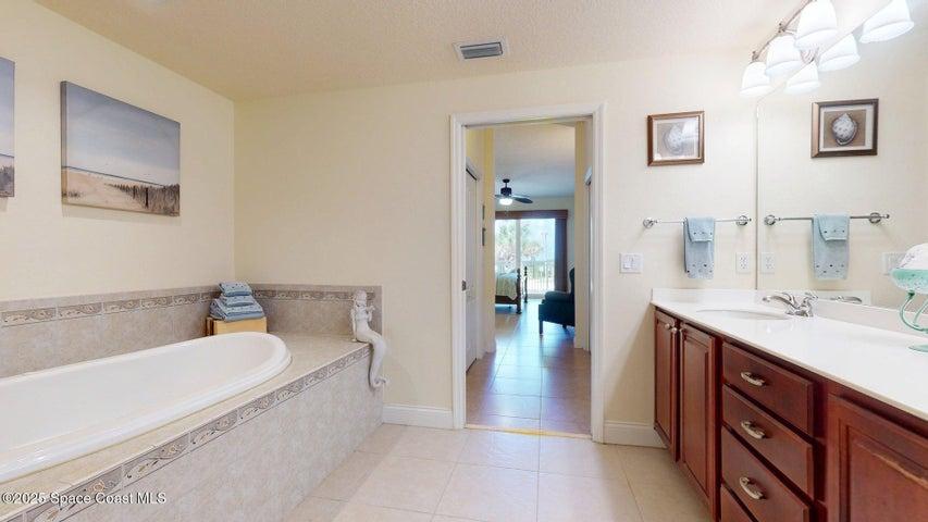 601 N Miramar Avenue 110, Indialantic, FL, 32903 photo 28