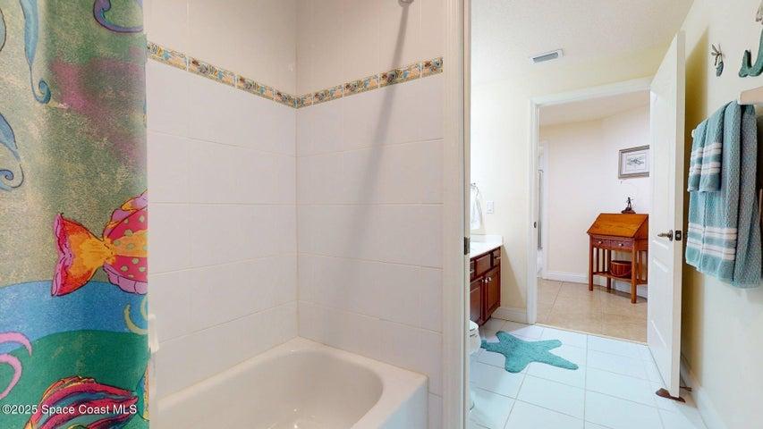 601 N Miramar Avenue 110, Indialantic, FL, 32903 photo 31