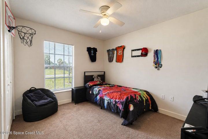 Guest Bedroom 1