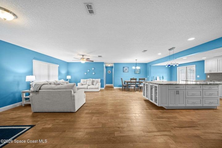 328 Humbert Street NE, Palm Bay, FL, 32907 photo 4
