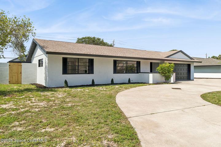 381 E Riviera Boulevard, Indialantic, FL, 32903 photo 2