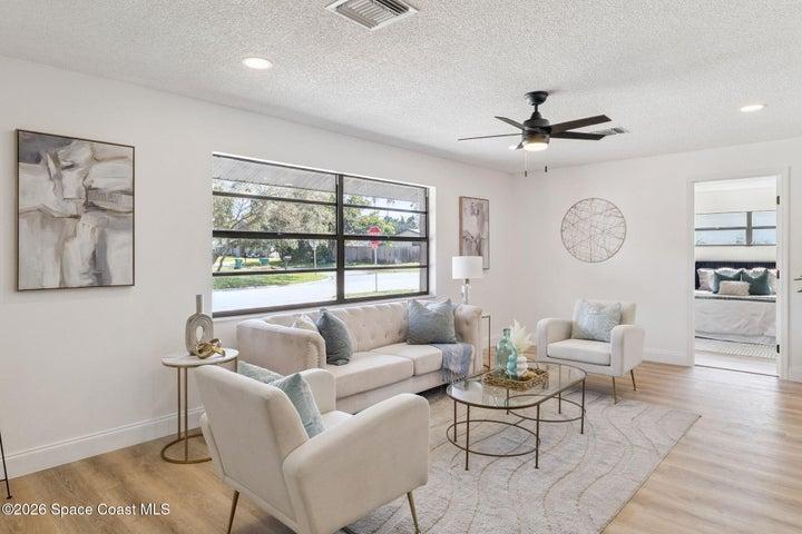 381 E Riviera Boulevard, Indialantic, FL, 32903 photo 4
