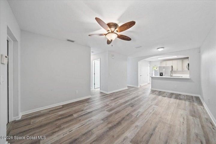 990 Luminary Circle 105, Melbourne, FL, 32901 photo 5