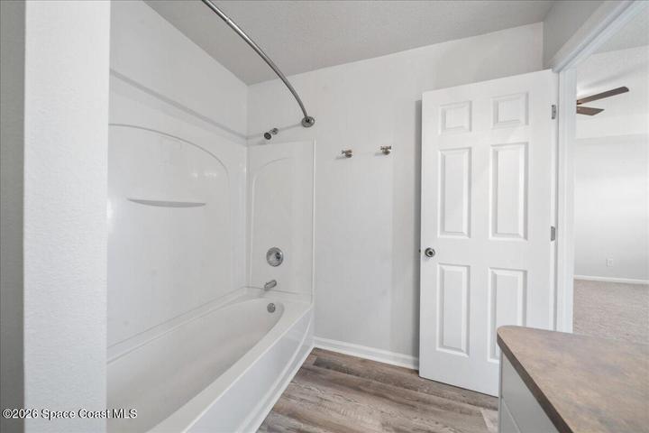 990 Luminary Circle 105, Melbourne, FL, 32901 photo 15