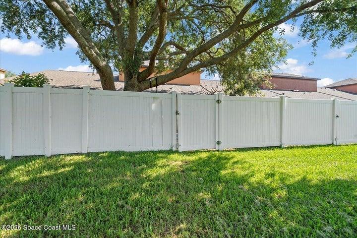 990 Luminary Circle 105, Melbourne, FL, 32901 photo 25