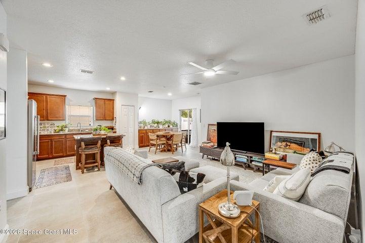 3961 Joslin Way, Melbourne, FL, 32904 photo 4