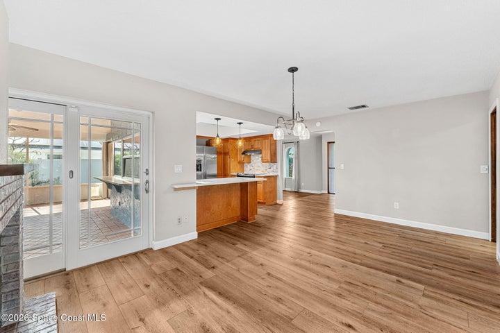 475 E Amherst Circle, Satellite Beach, FL, 32937 photo 9