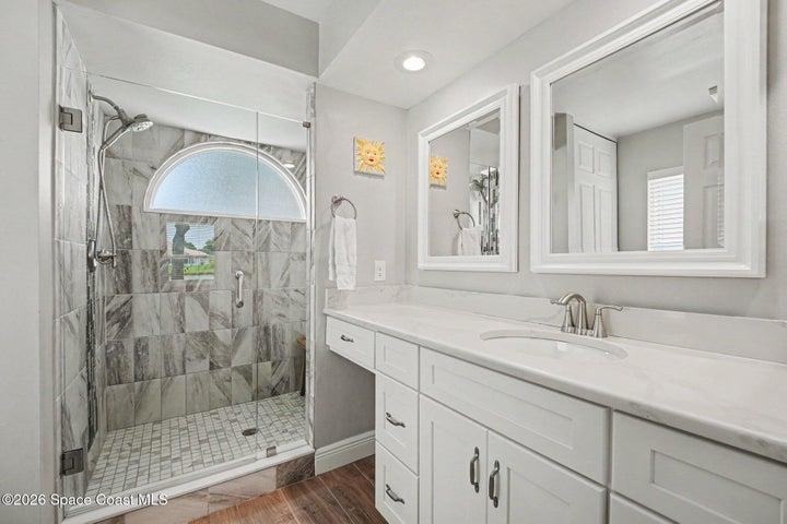 681 Sheridan Woods Drive, Melbourne, FL, 32904 photo 15
